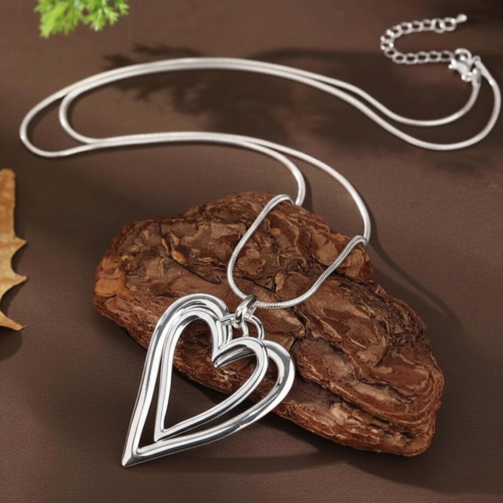 Minimalist Double-Layer Heart Pendant Necklace Sleek Modern Snake Chain Stacking